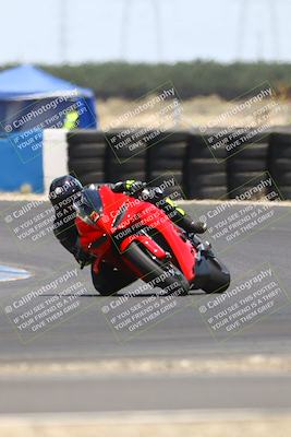 media/Jul-19-2025-TrackDaz (Sat) [[ff1509a44a]]/A Group/12pm (Turn 1)/